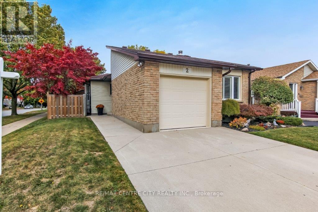 2 Aldersbrook Crescent, London North, Ontario  N6G 3R3 - Photo 2 - X12472097