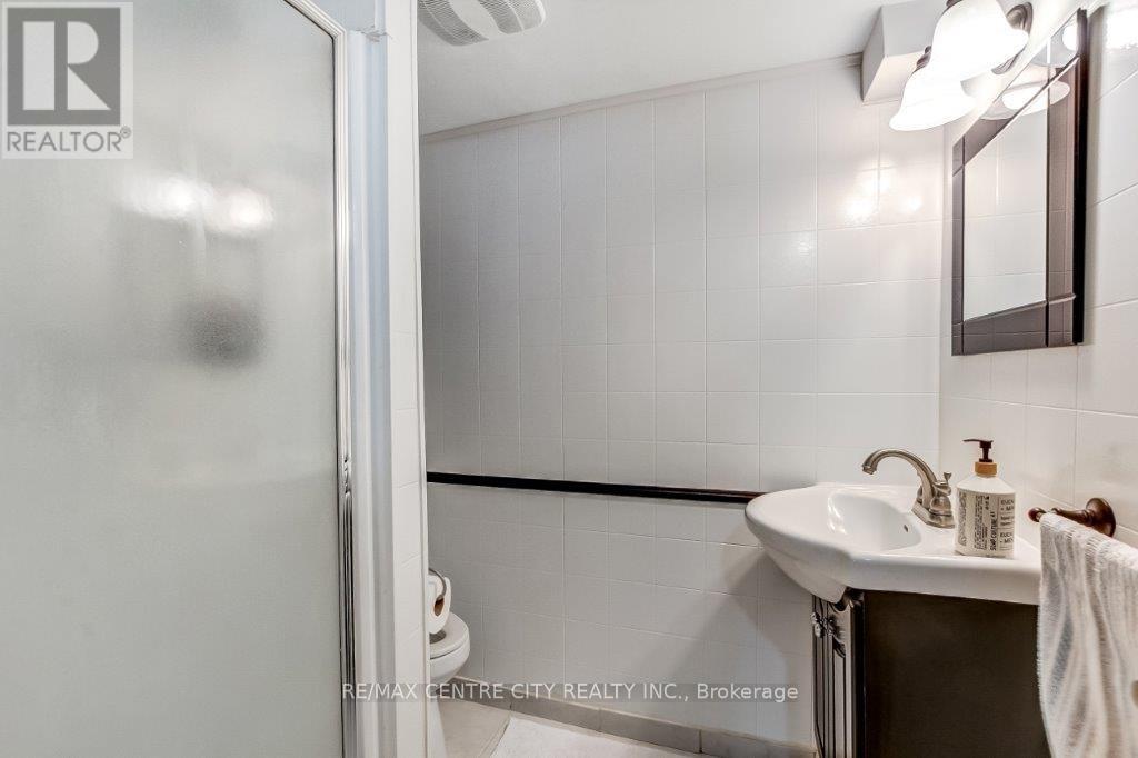 2 Aldersbrook Crescent, London North, Ontario  N6G 3R3 - Photo 25 - X12472097