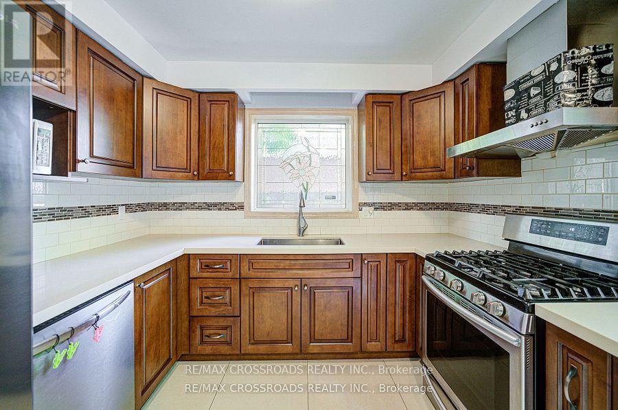 41 Huntsmill Boulevard, Toronto, Ontario  M1W 2Z8 - Photo 8 - E12471995