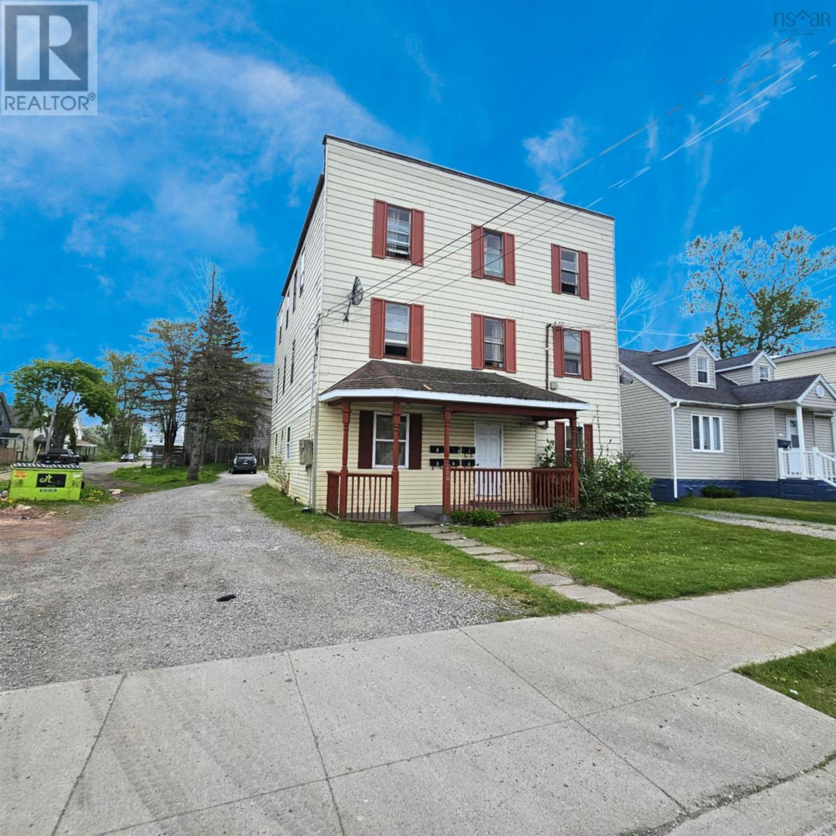 100 York Street, Sydney, Nova Scotia  B1P 6B4 - Photo 2 - 202512936