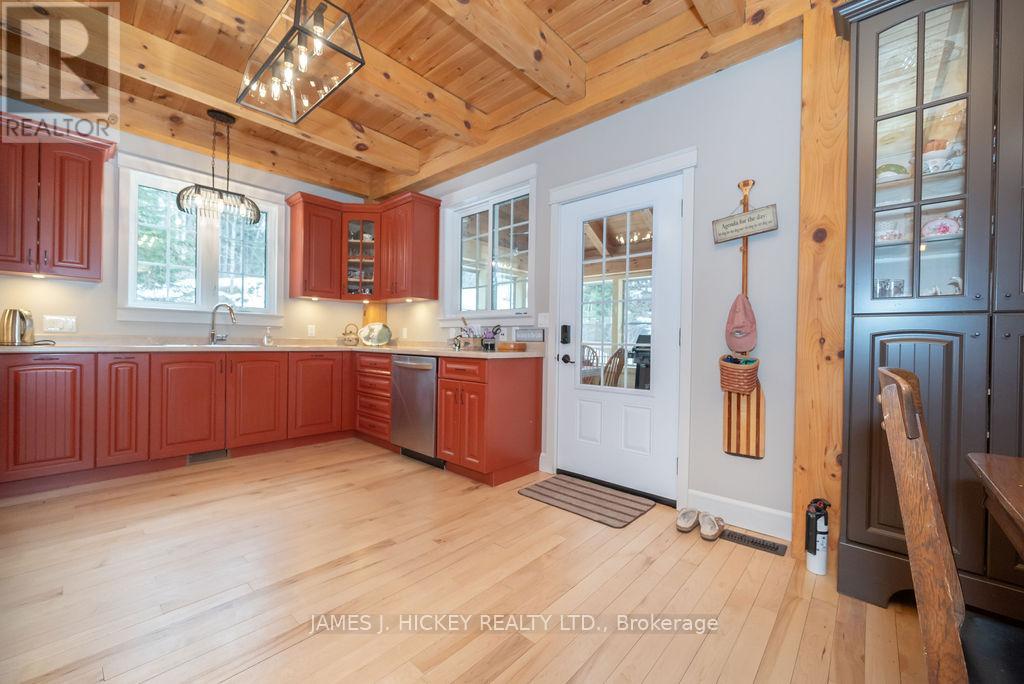 313 Meilleur's Road, Laurentian Hills, Ontario  K0J 1P0 - Photo 10 - X12472118