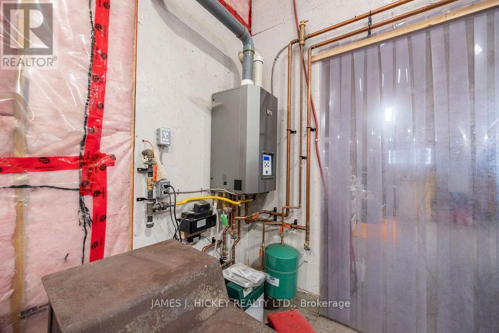 313 Meilleur's Road, Laurentian Hills, Ontario  K0J 1P0 - Photo 38 - X12472118