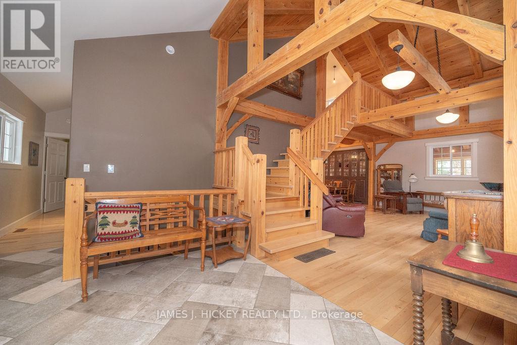 313 Meilleur's Road, Laurentian Hills, Ontario  K0J 1P0 - Photo 5 - X12472118