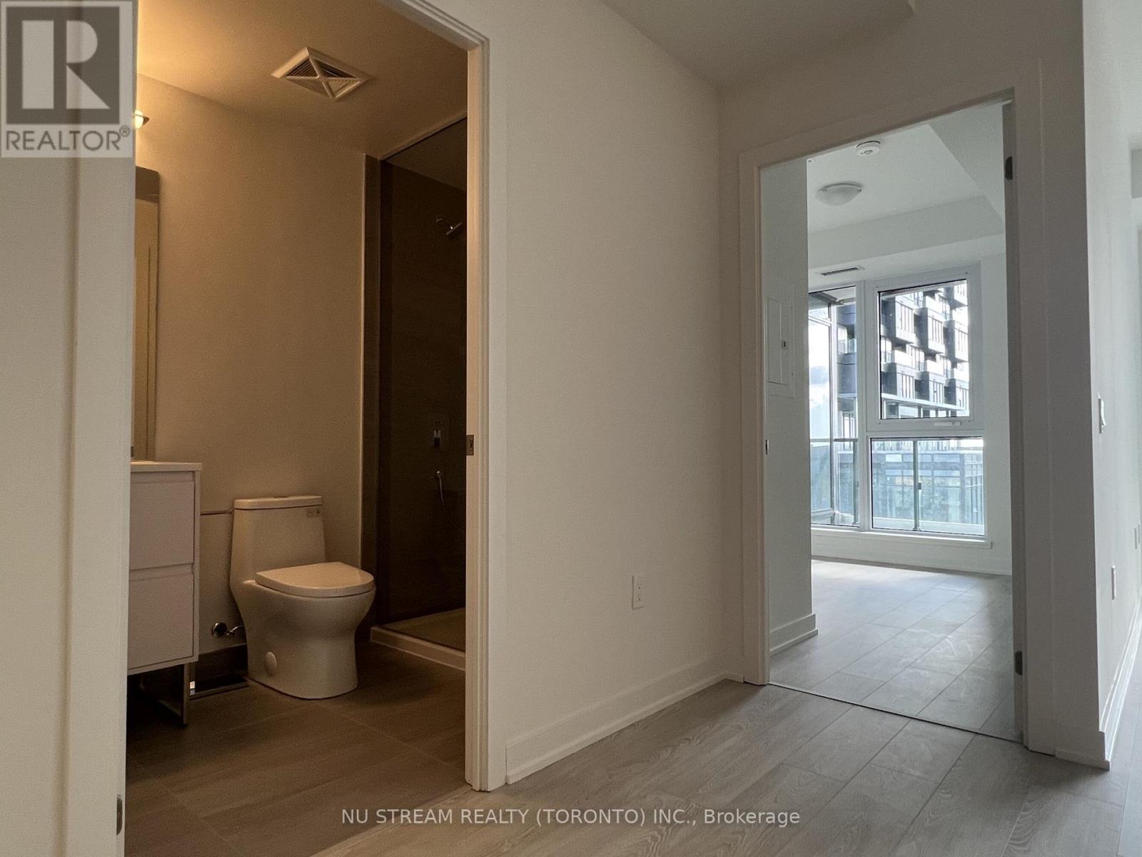 425 - 1 Kyle Lowry Road, Toronto, Ontario  M3C 0S6 - Photo 8 - C12452259