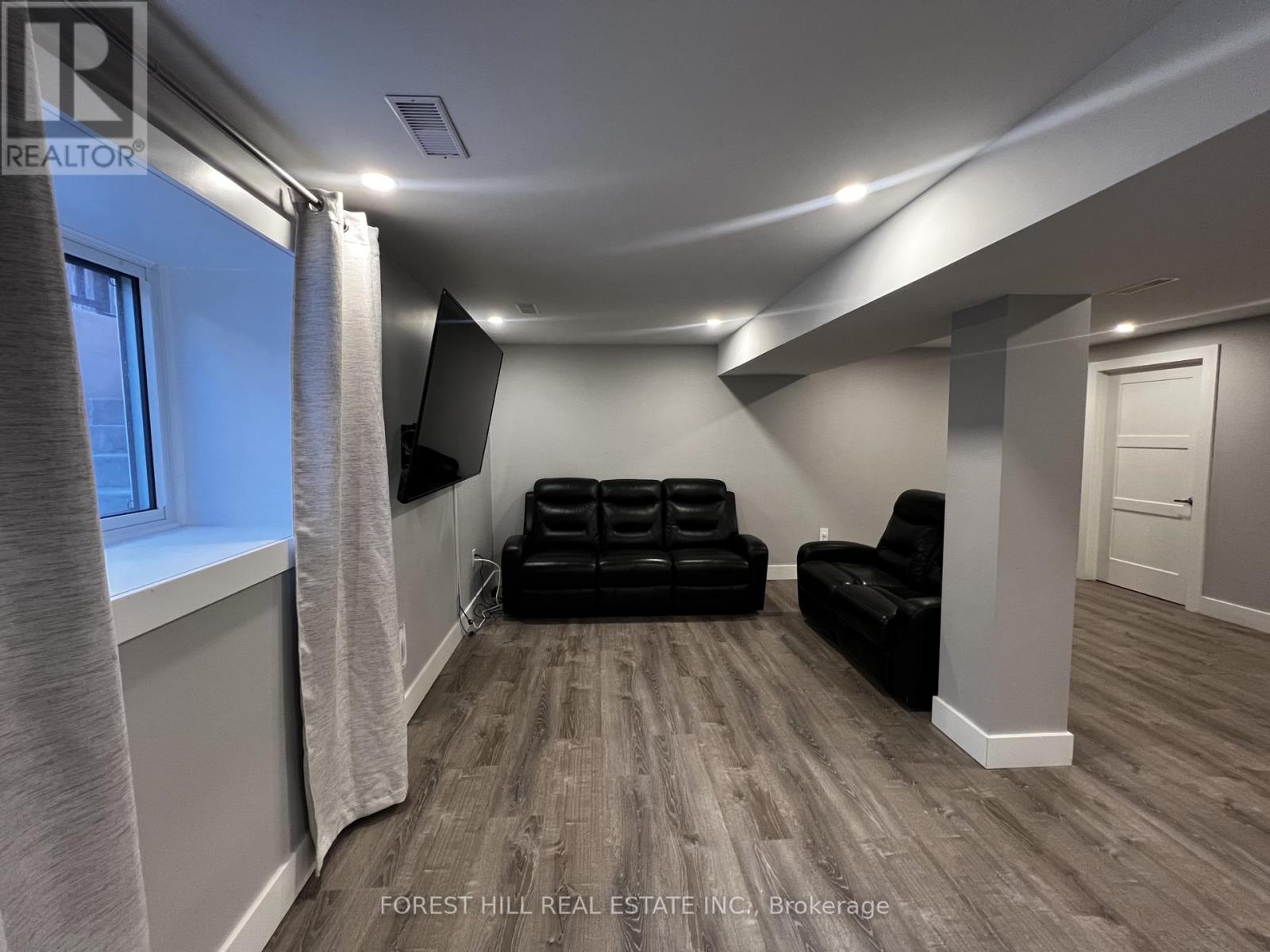 Lower - 181 Johnson Street, Barrie, Ontario  L4M 6B1 - Photo 10 - S12471958