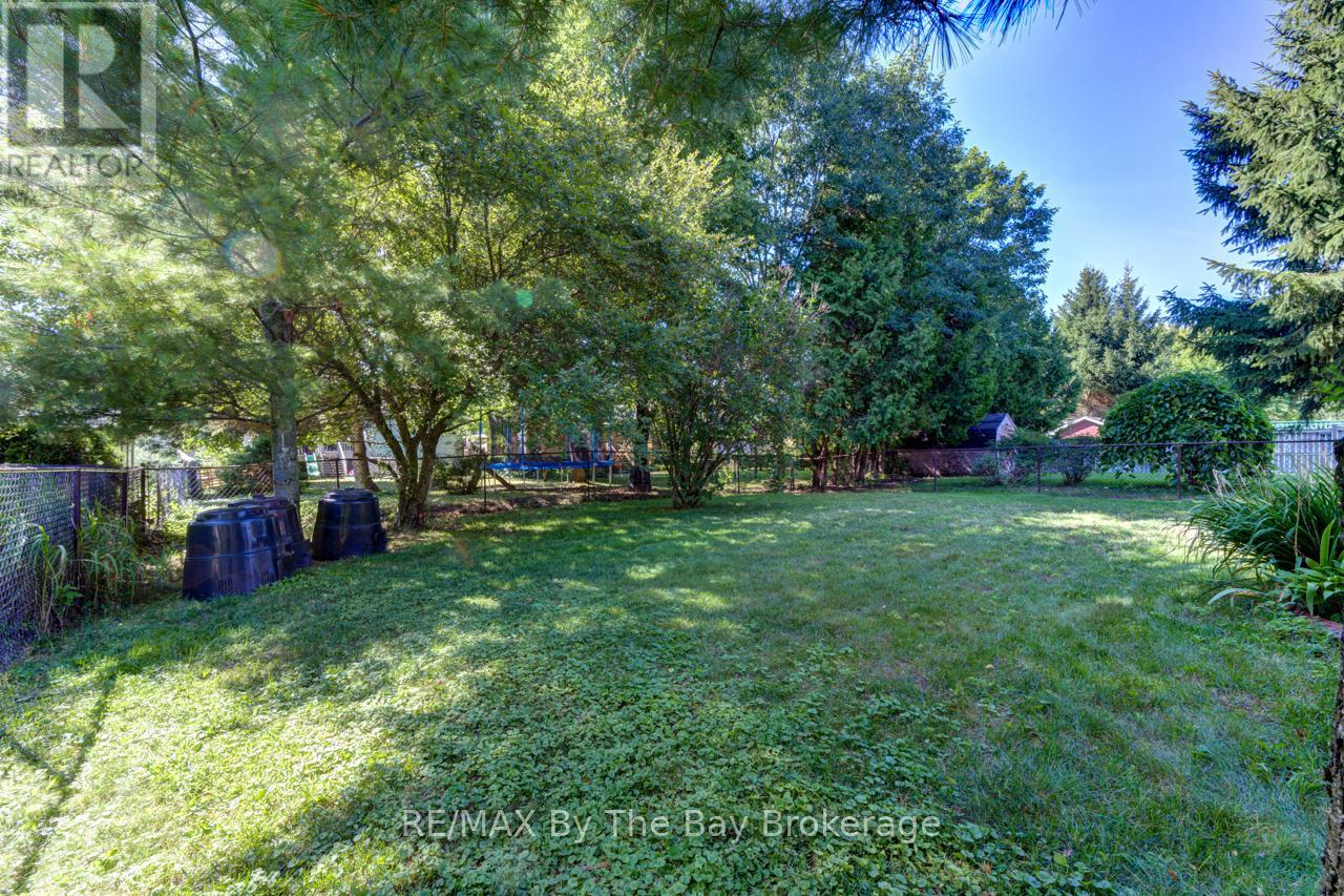 26 Timberland Crescent, Wasaga Beach, Ontario  L9Z 1G7 - Photo 34 - S12472085