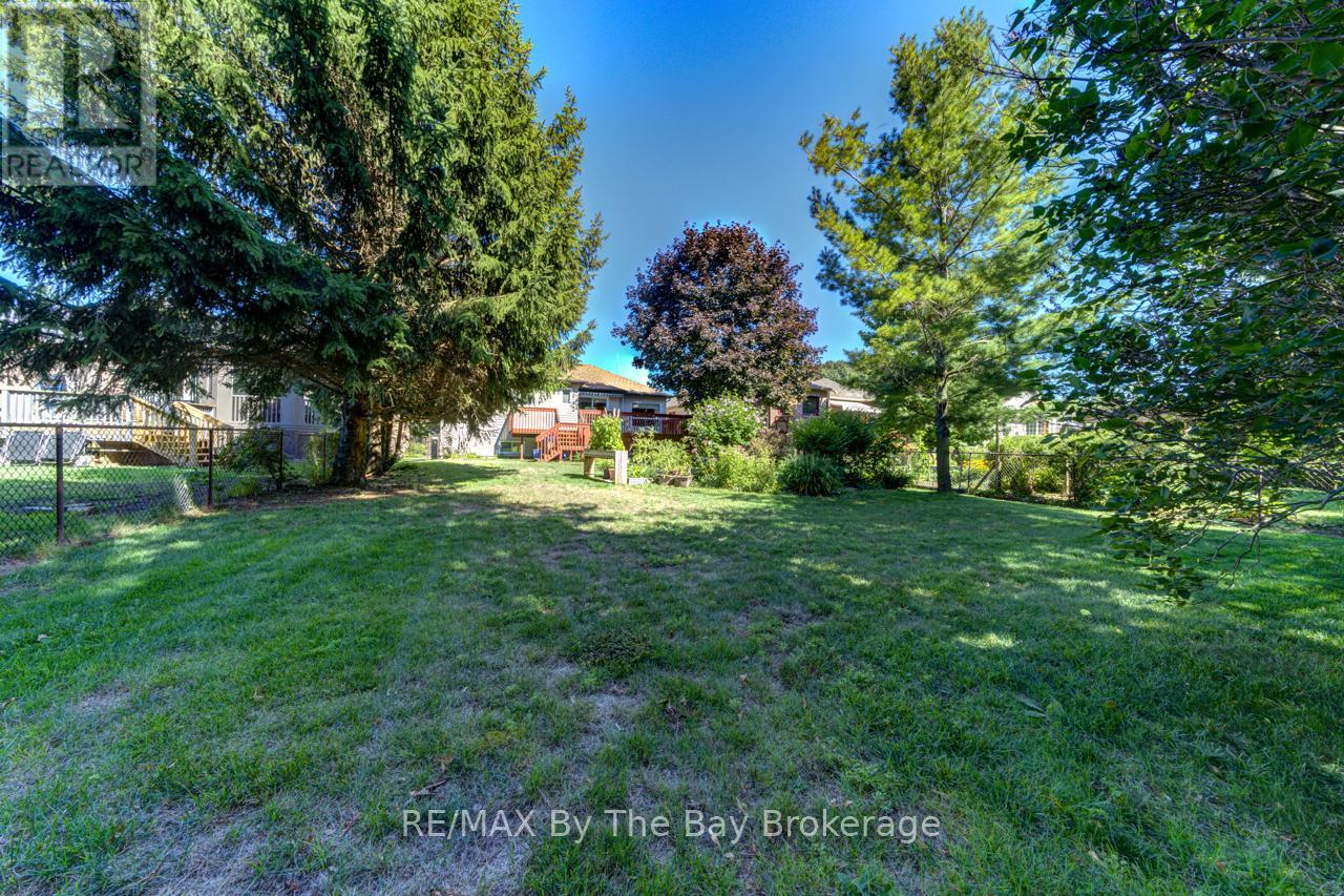 26 Timberland Crescent, Wasaga Beach, Ontario  L9Z 1G7 - Photo 35 - S12472085