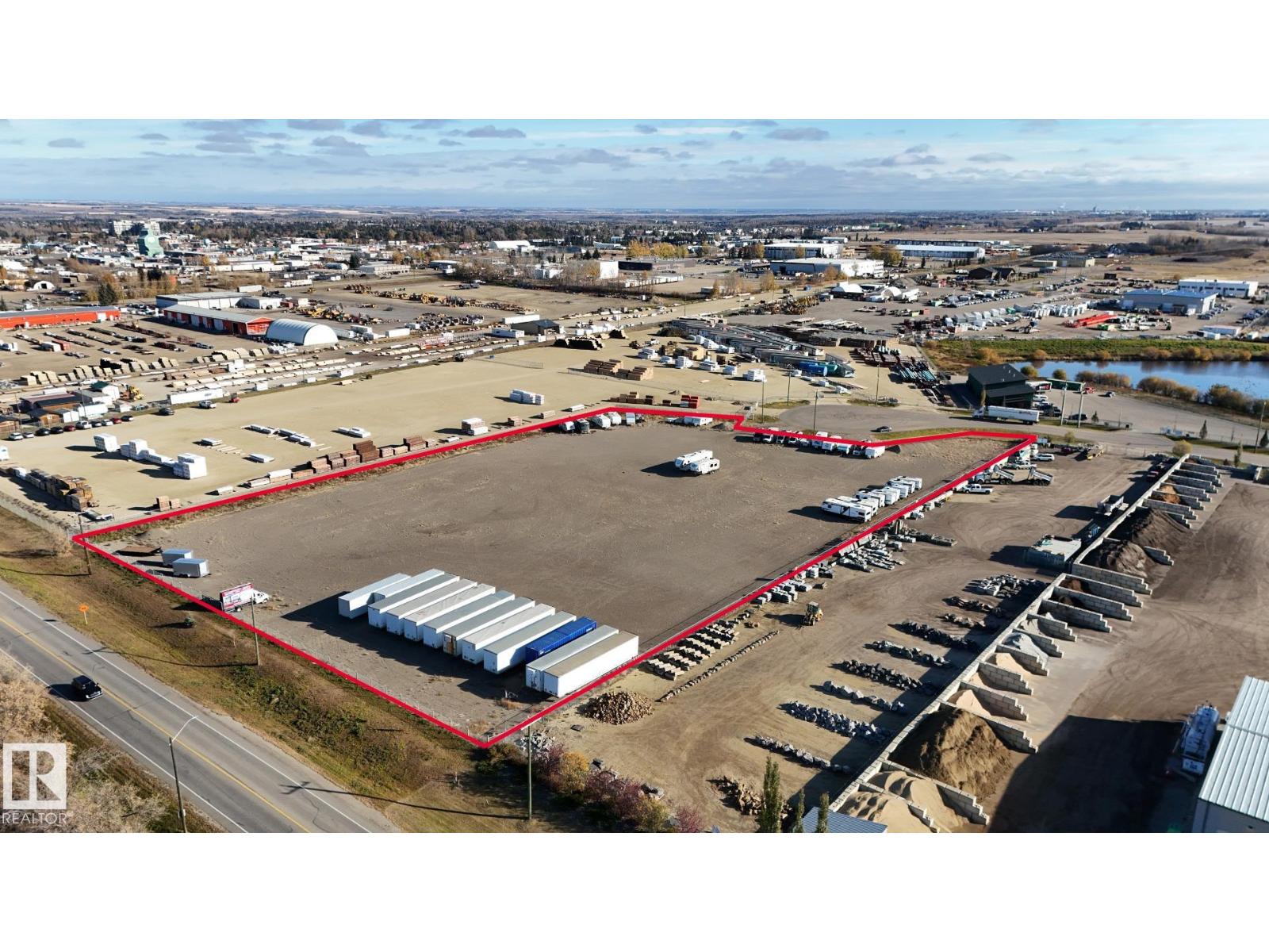#101 310 Commerce Rd N, spruce grove, Alberta