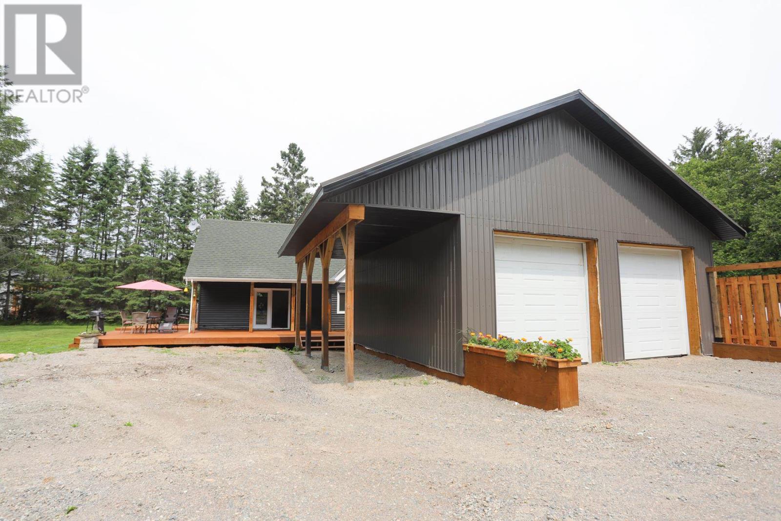 3091 Hilton Rd, Hilton Beach, Ontario  P0R 1G0 - Photo 2 - SM253015