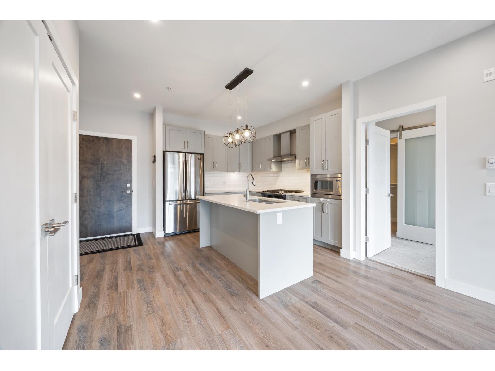 412 15436 31 Avenue, Surrey, British Columbia  V3Z 1H3 - Photo 7 - R3041100