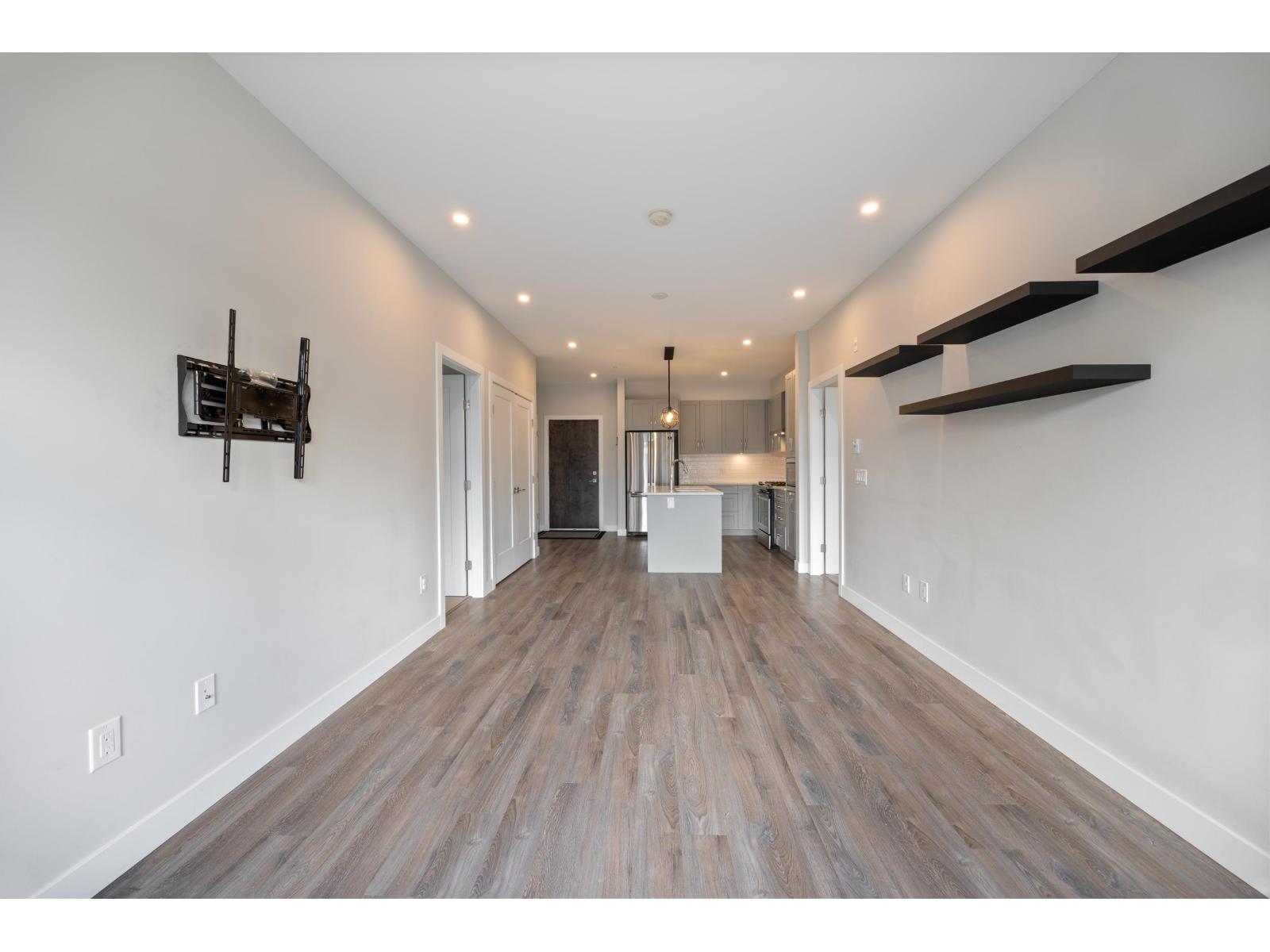 412 15436 31 Avenue, Surrey, British Columbia  V3Z 1H3 - Photo 13 - R3041100