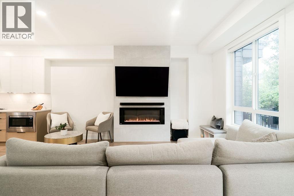 106 3503 Gislason Avenue, Coquitlam, British Columbia  V3E 0T1 - Photo 12 - R3054003