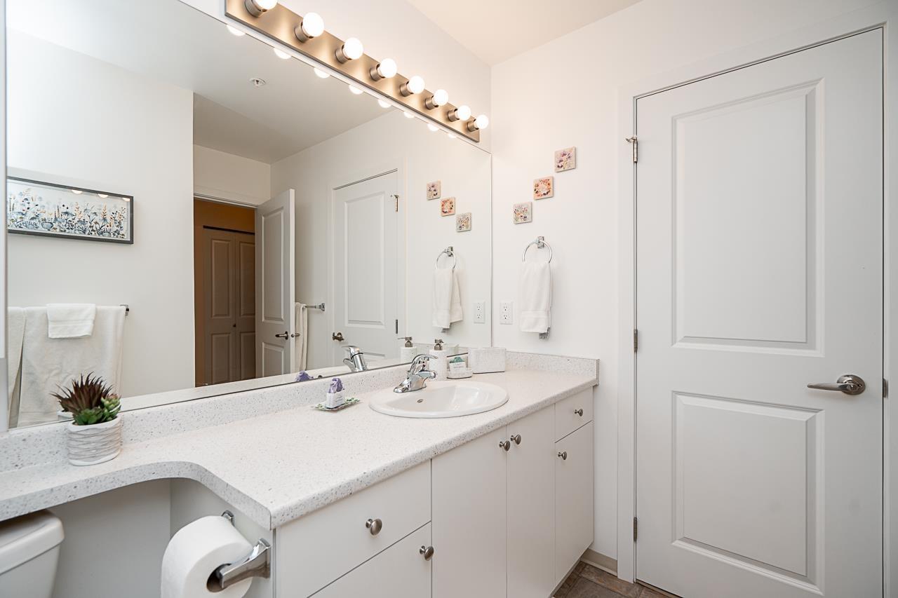 105 13911 70 Avenue, Surrey, British Columbia V3W 6B4 - Photo 22 - R3047226