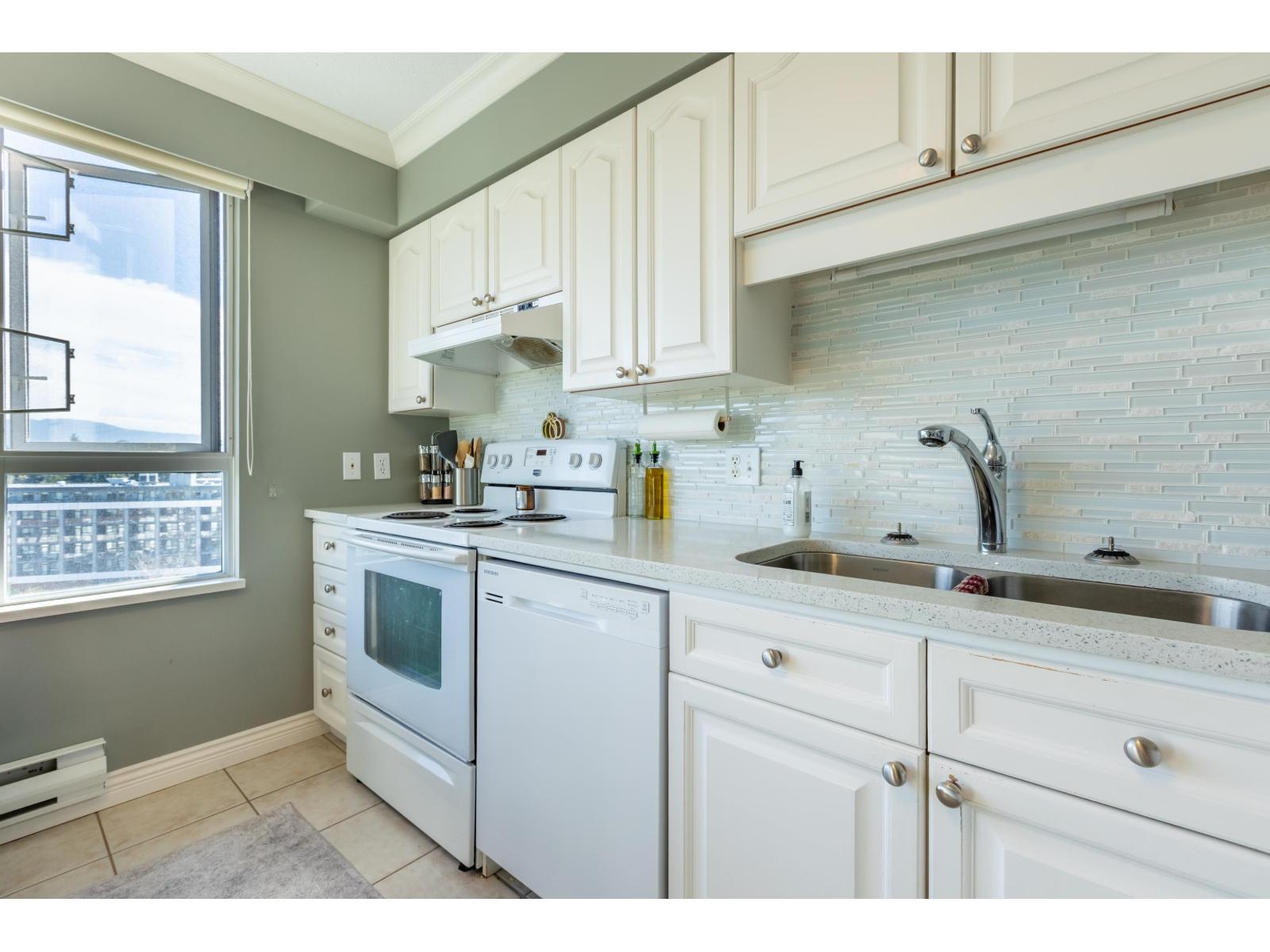 801 3190 Gladwin Road, Abbotsford, British Columbia V2T 5T2 - Photo 13 - R3059053