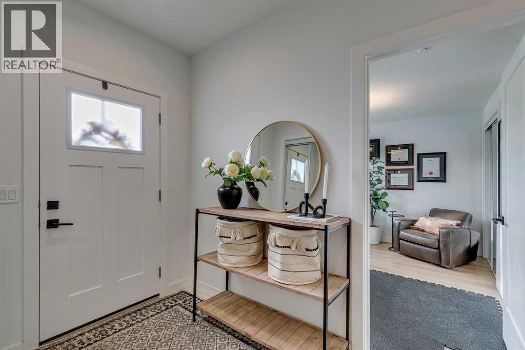 7836 Spring Willow Drive Sw, Calgary, Alberta  T3H 6E1 - Photo 5 - A2264691