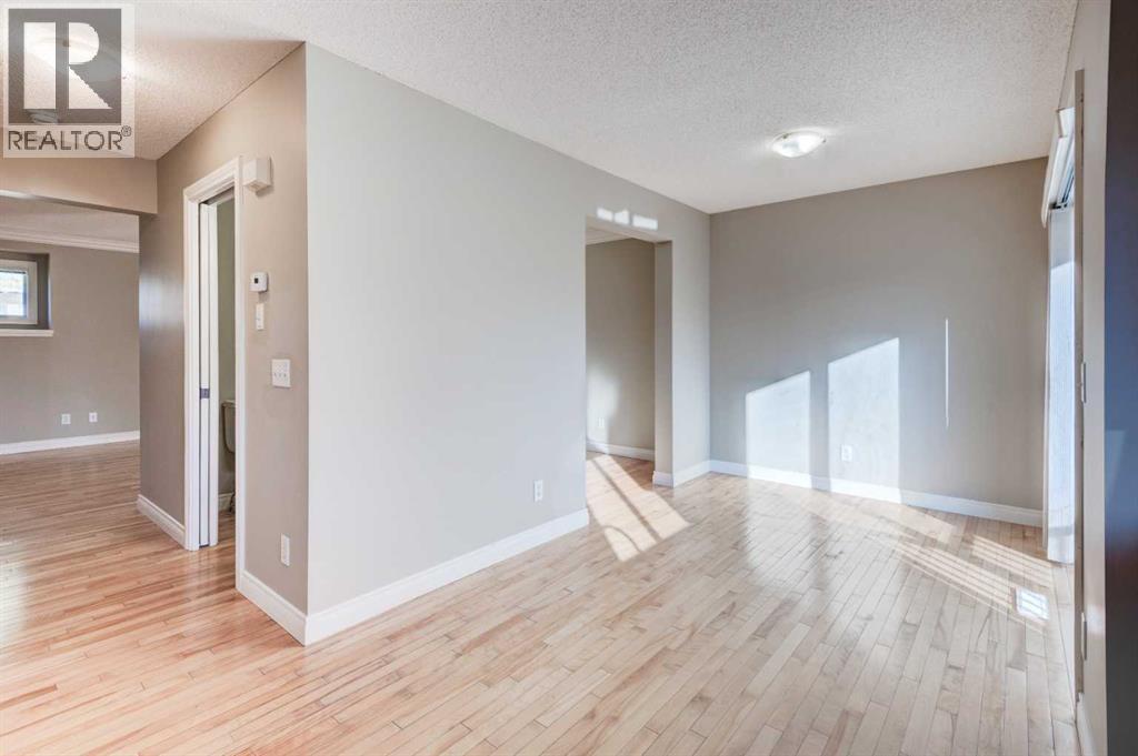 66 Cedarwood Lane Sw, Calgary, Alberta  T2W 6J3 - Photo 11 - A2265127