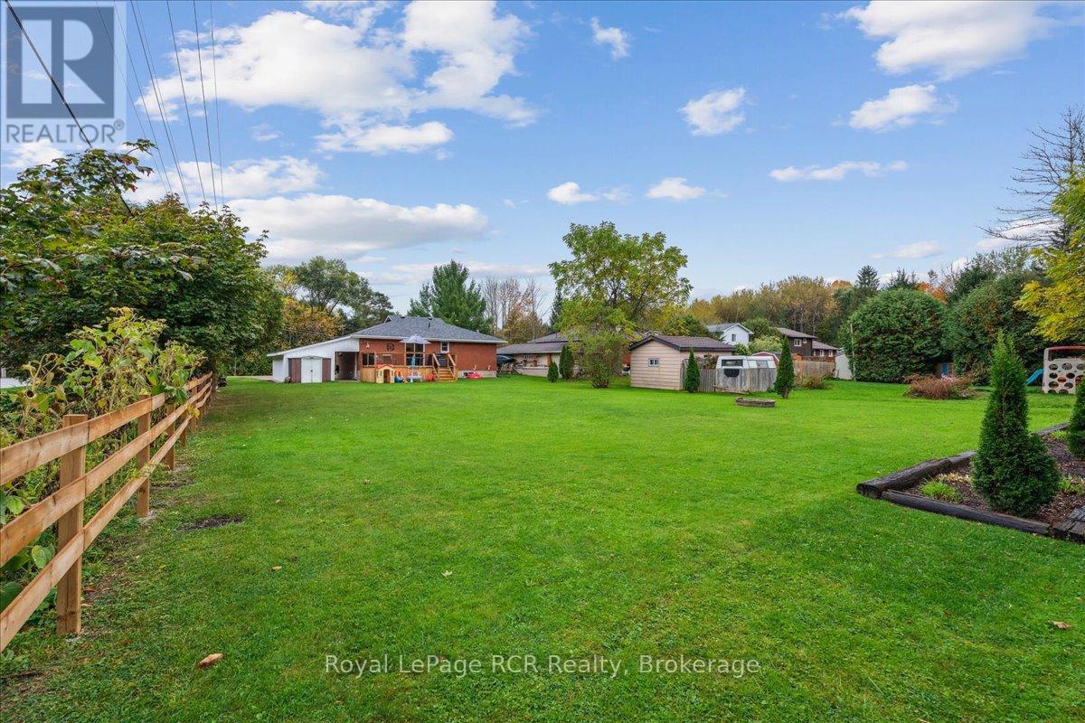 224 Finden Street, Georgian Bluffs, Ontario  N4K 6V5 - Photo 42 - X12472015