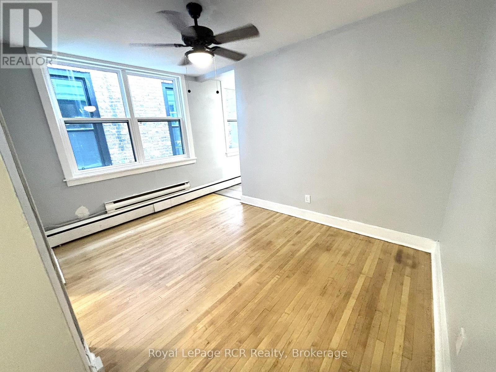 844 2nd Avenue E, Owen Sound, Ontario  N4K 2H3 - Photo 2 - X12472090