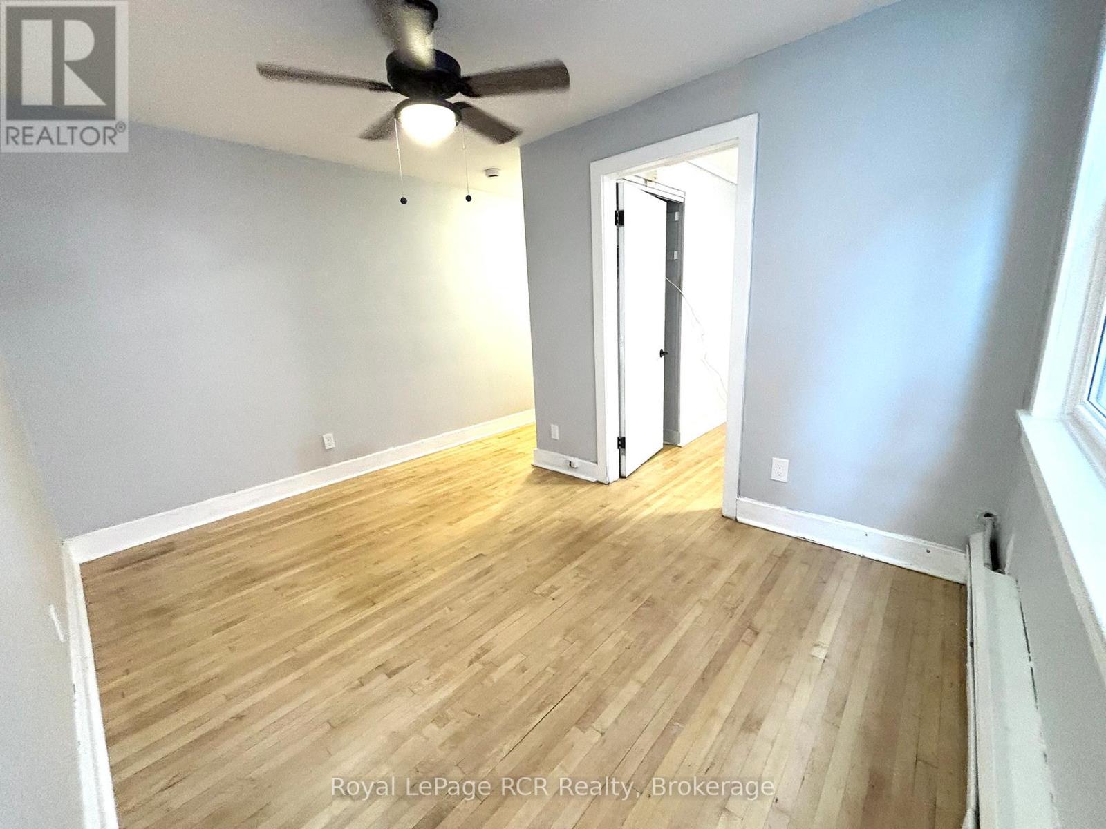 844 2nd Avenue E, Owen Sound, Ontario  N4K 2H3 - Photo 4 - X12472090