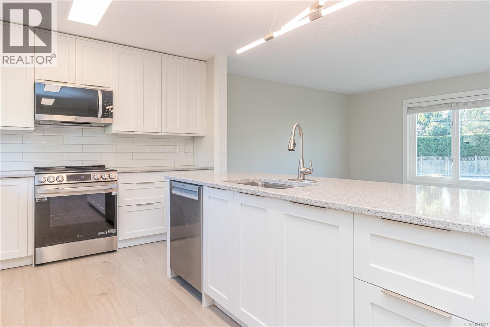 545 Rowan Ave, Parksville, British Columbia  V9P 1H3 - Photo 20 - 1017697