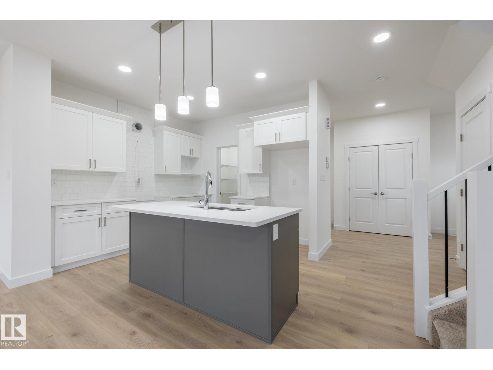 5264 Kinney Pl Sw, Edmonton, Alberta  T6W 1A8 - Photo 6 - E4462811