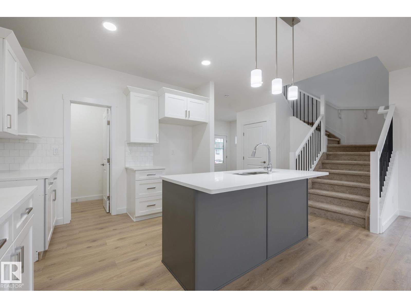 5264 Kinney Pl Sw, Edmonton, Alberta  T6W 1A8 - Photo 7 - E4462811