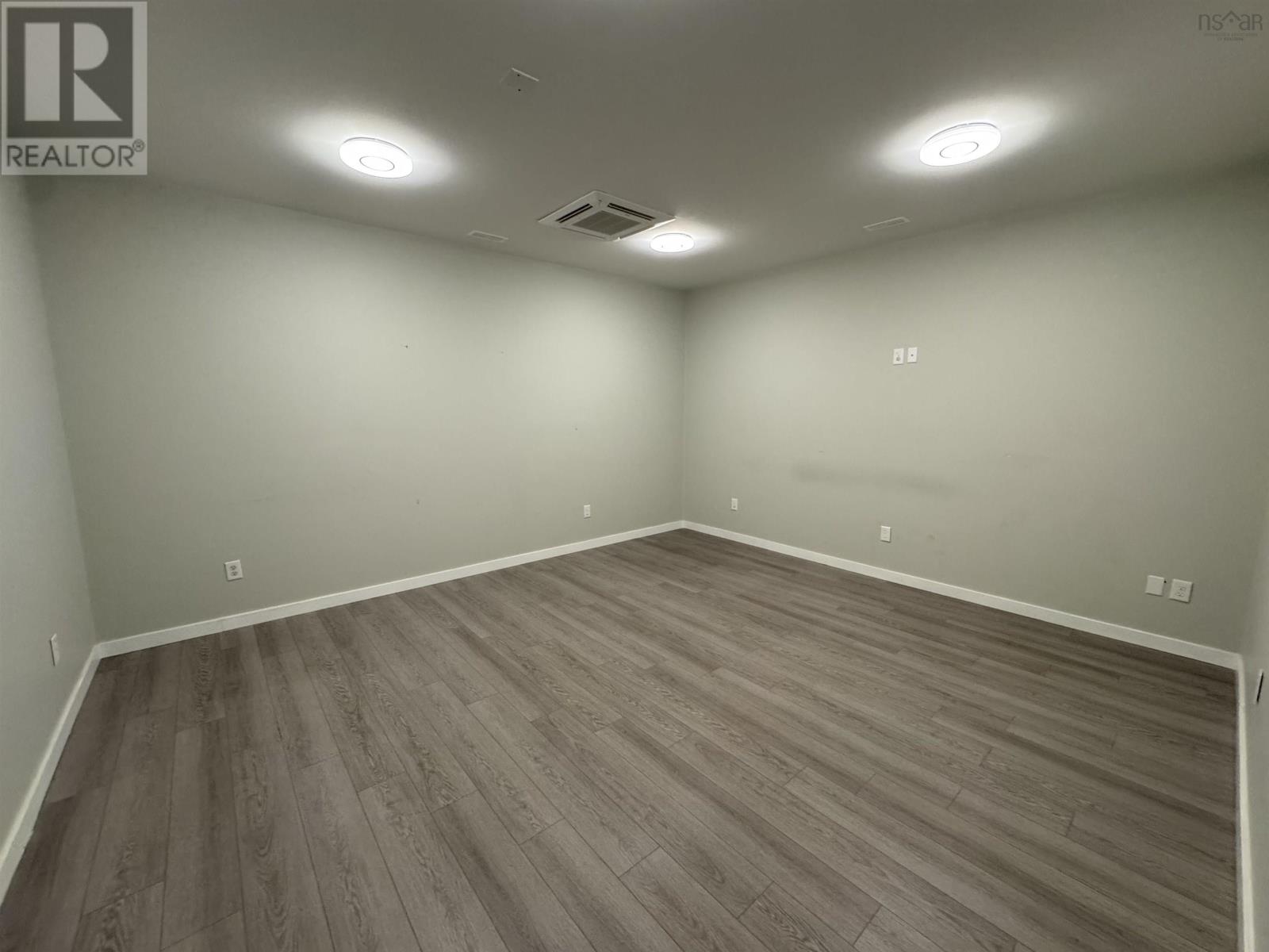 160e Robie Street, Truro, Nova Scotia  B2N 1L1 - Photo 13 - 202526212