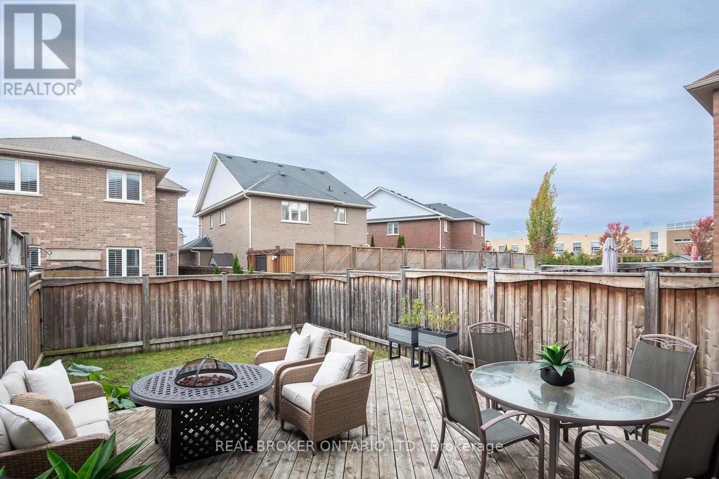 673 Sauve Street, Milton, Ontario  L9T 8M4 - Photo 40 - W12471987