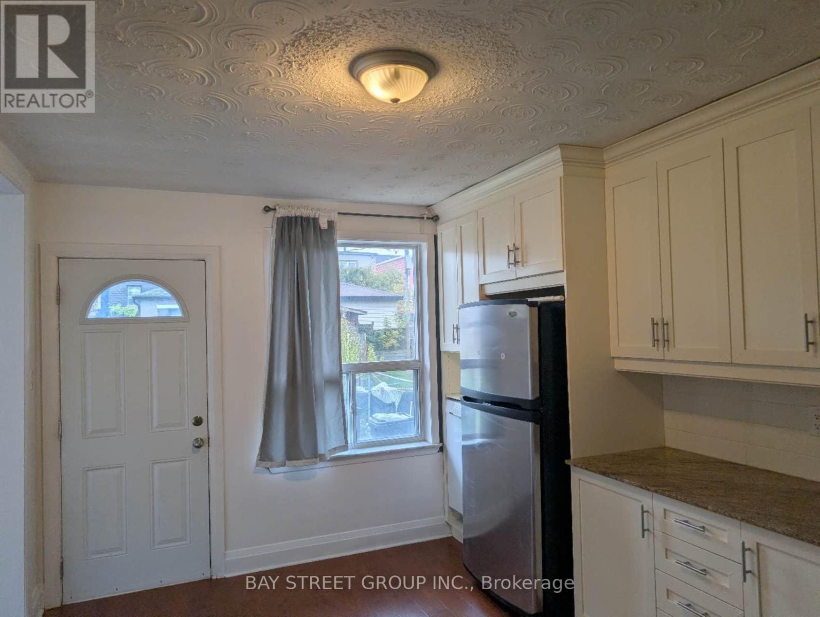 209 Silverthorn Avenue N, Toronto, Ontario  M6N 3K2 - Photo 2 - W12472001