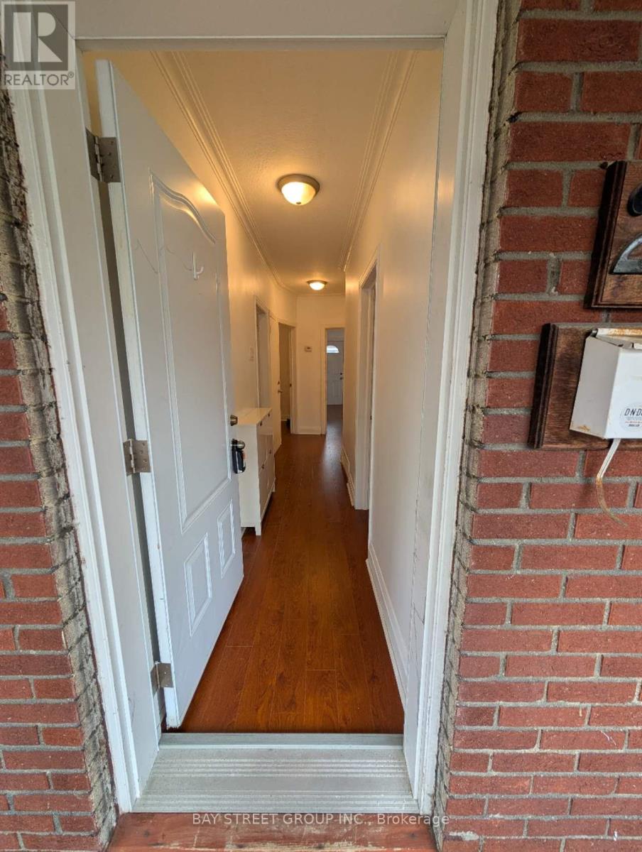 209 Silverthorn Avenue N, Toronto, Ontario  M6N 3K2 - Photo 33 - W12472001