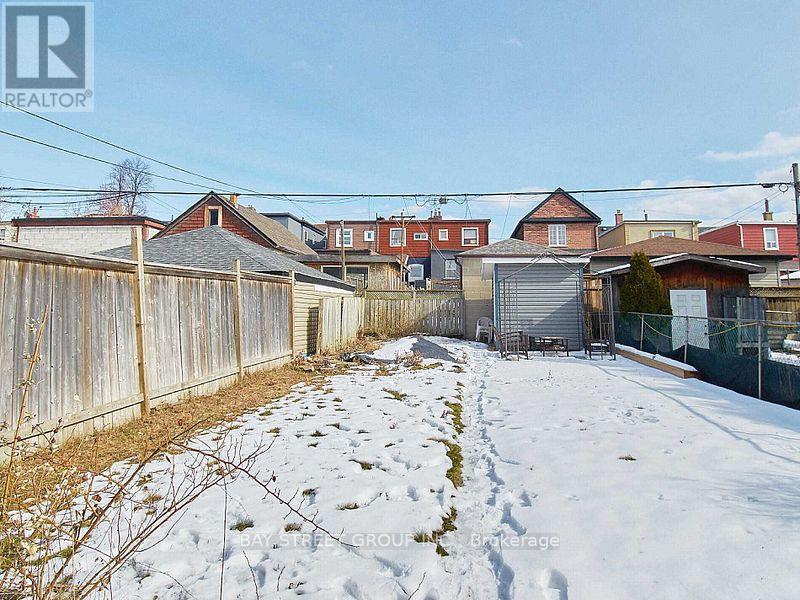 209 Silverthorn Avenue N, Toronto, Ontario  M6N 3K2 - Photo 36 - W12472001