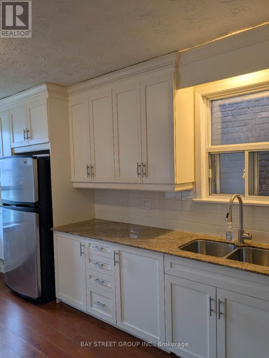 209 Silverthorn Avenue N, Toronto, Ontario  M6N 3K2 - Photo 7 - W12472001