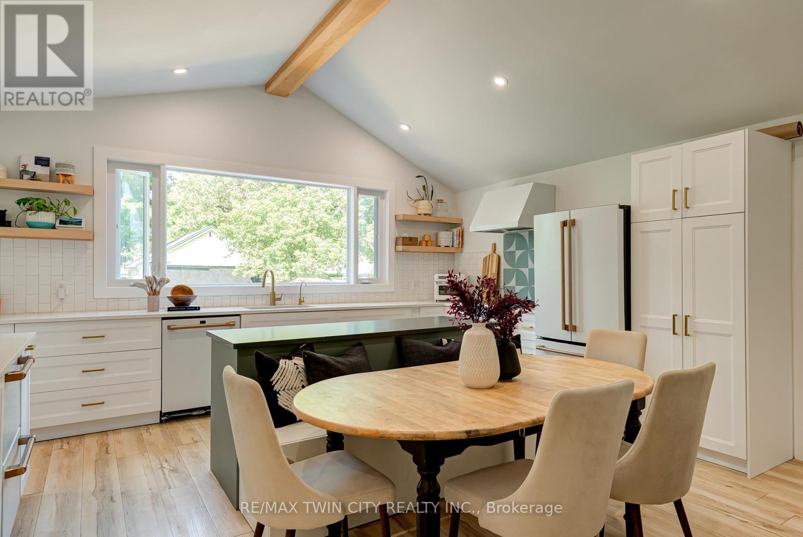 22 River Street, Woolwich, Ontario  N0B 1K0 - Photo 8 - X12471950