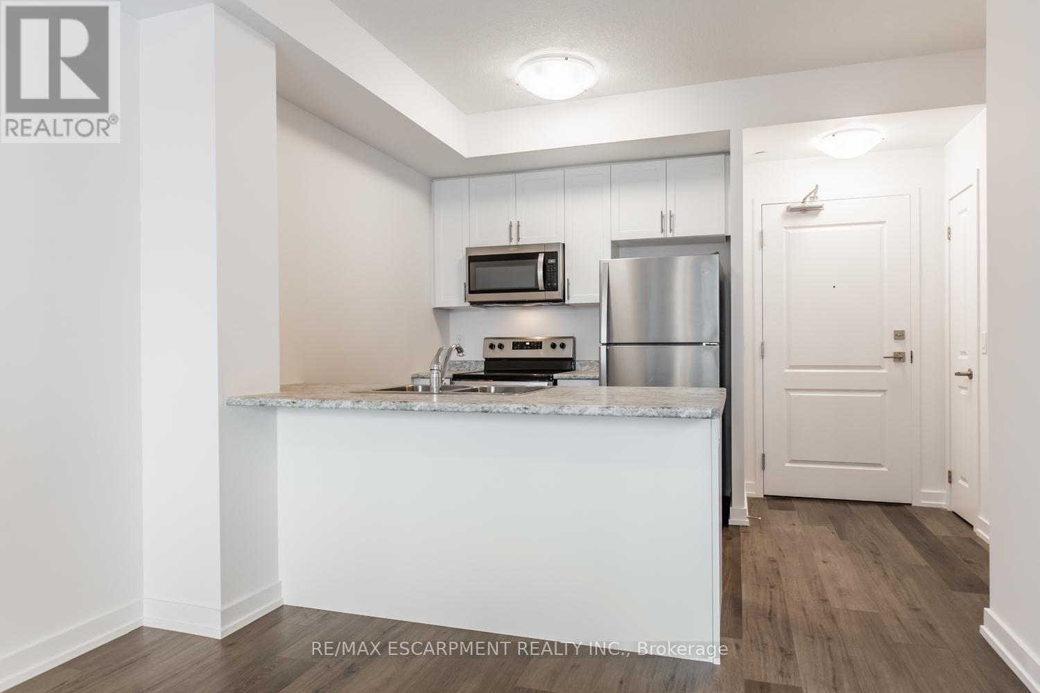237 - 5055 Greenlane Road, Lincoln, Ontario  L0R 1B3 - Photo 5 - X12471963