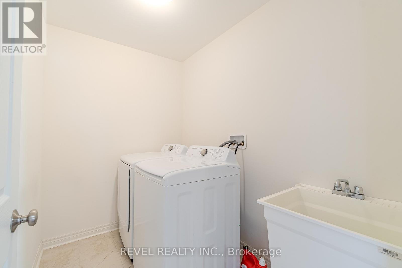 77 Barlow Place, Brant, Ontario  N3L 0H1 - Photo 20 - X12471976