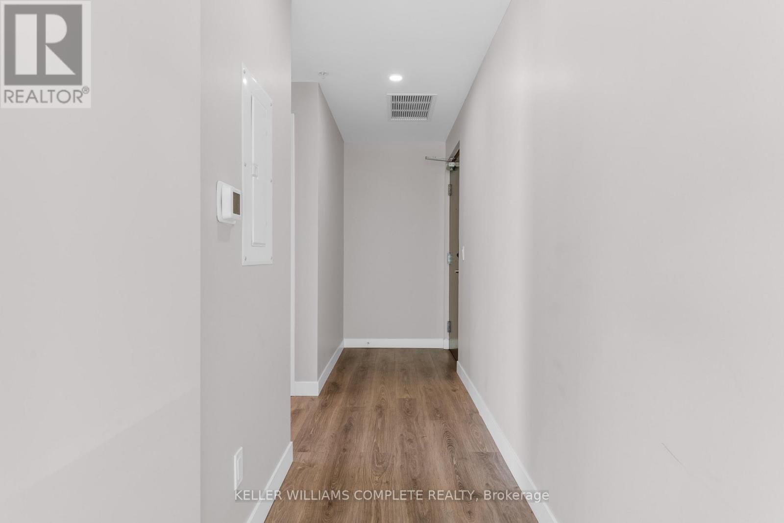 307 - 60 Frederick Street, Kitchener, Ontario  N2H 0C7 - Photo 4 - X12471998