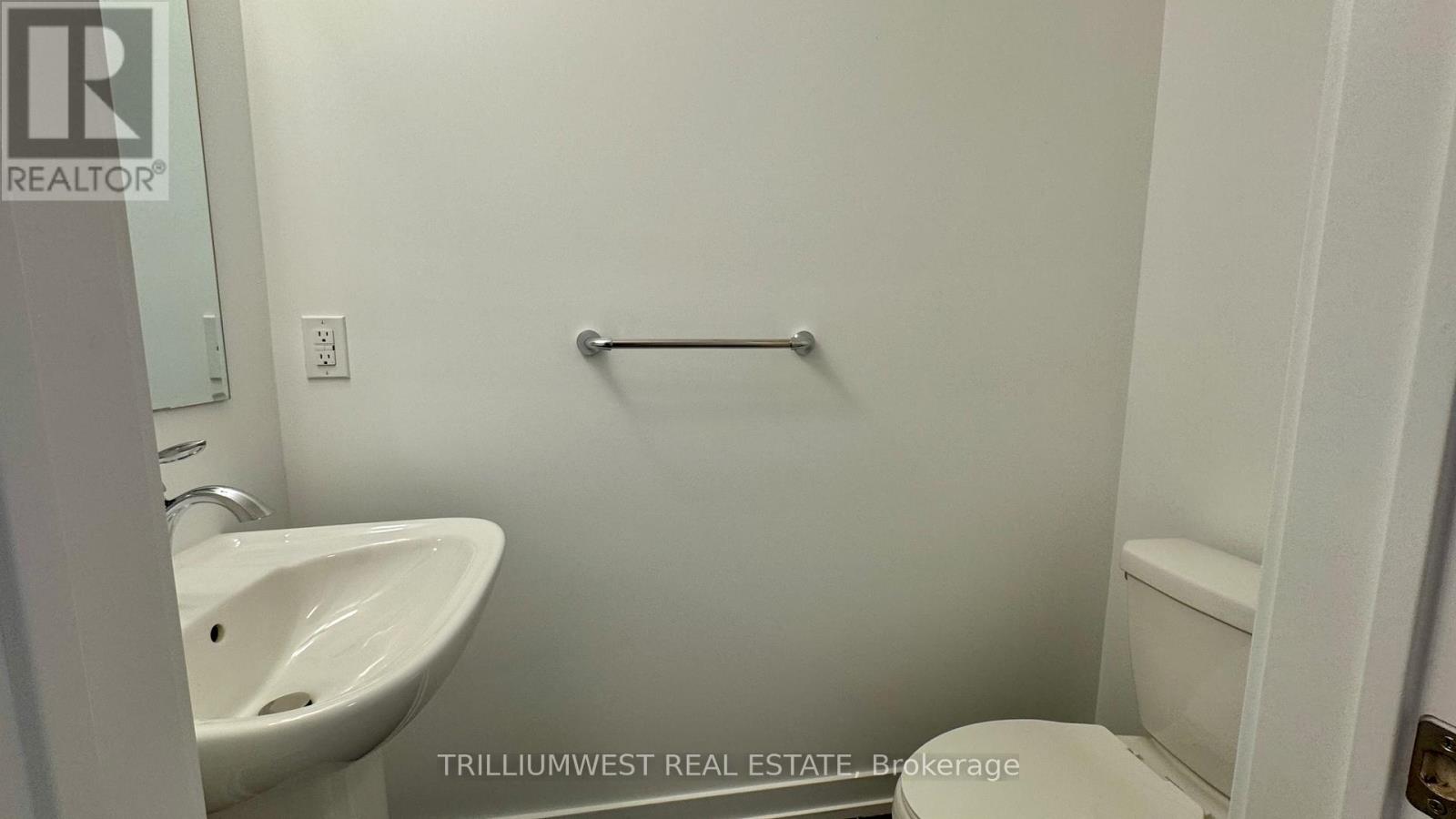 108 - 940 St. David Street N, Centre Wellington, Ontario  N1M 2W3 - Photo 7 - X12471999