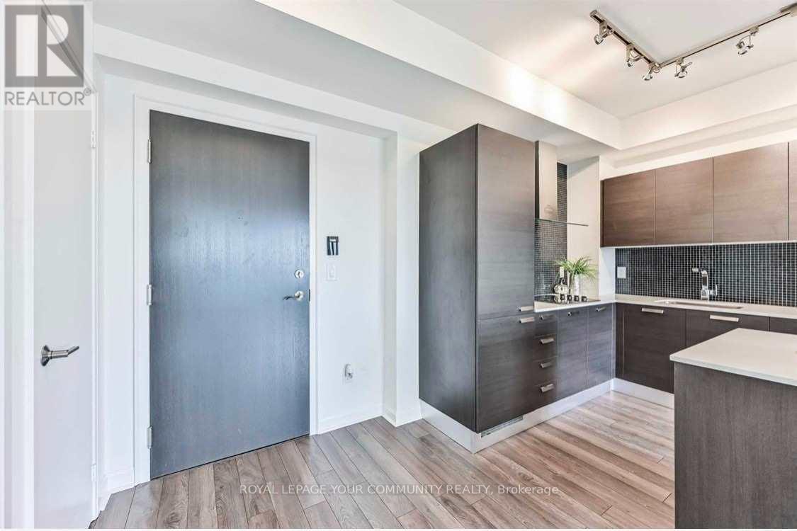 2604 - 11 Bogert Avenue, Toronto, Ontario  M2N 1K4 - Photo 6 - C12472116