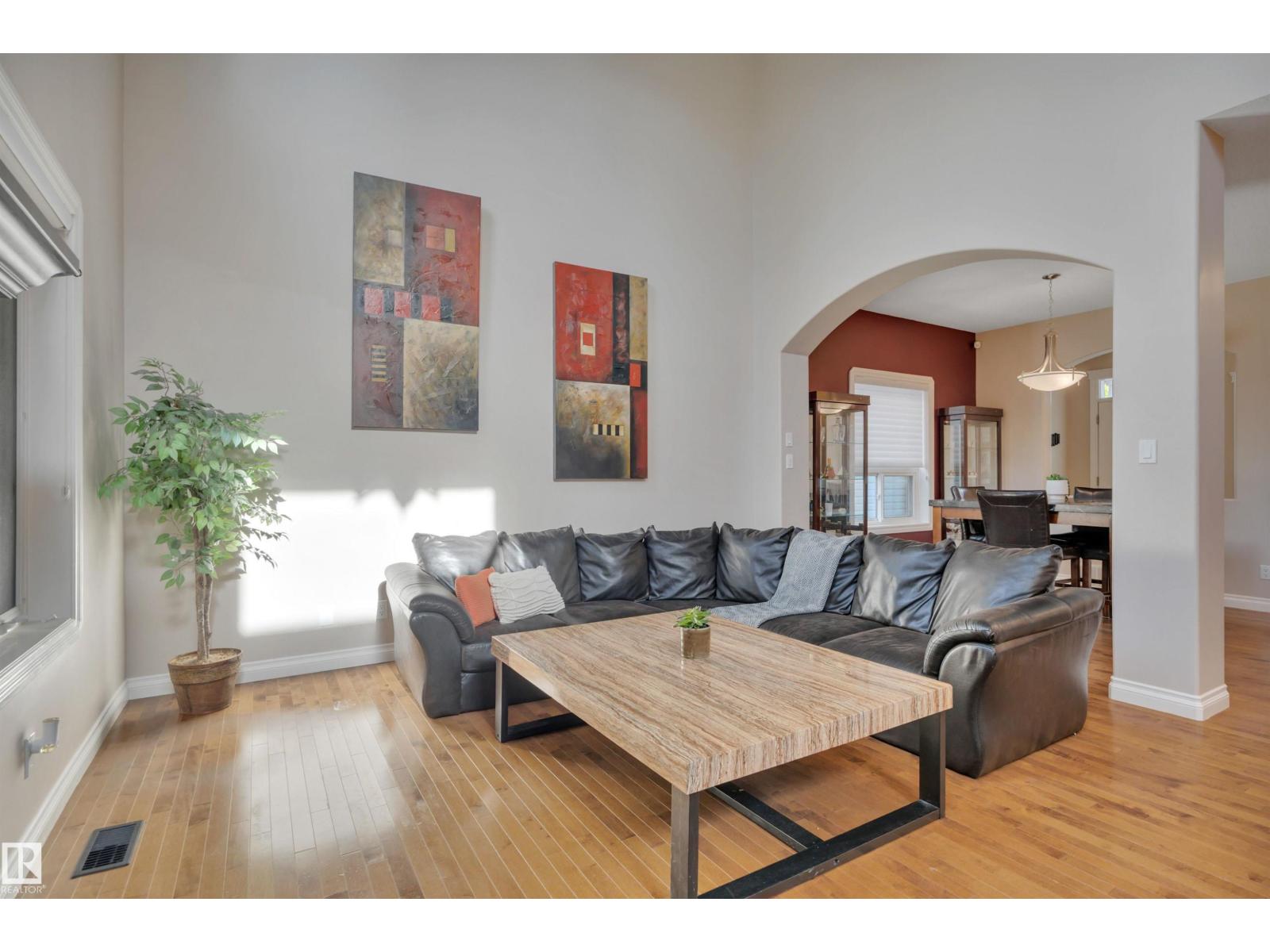 9584 221 St Nw, Edmonton, Alberta  T5T 4A8 - Photo 9 - E4462403