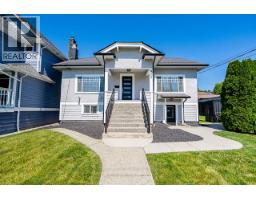 905 EDINBURGH STREET, New Westminster, British Columbia