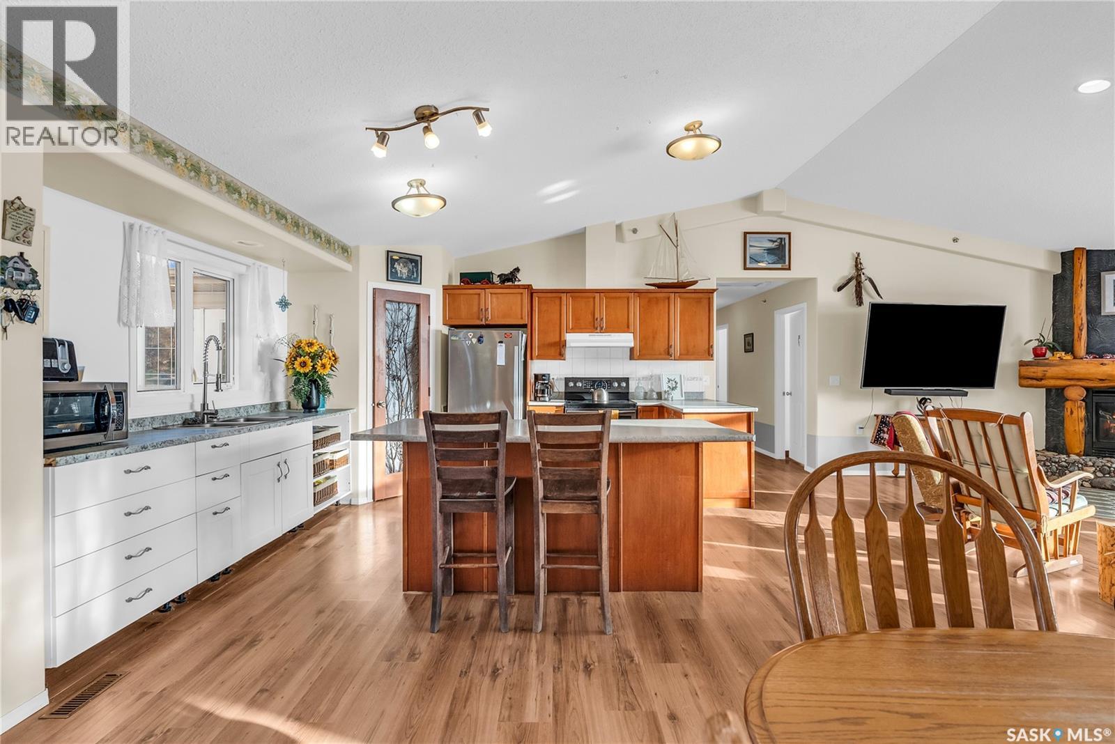 25 Southridge Drive, Christopher Lake, Saskatchewan  S0J 0N0 - Photo 5 - SK021252
