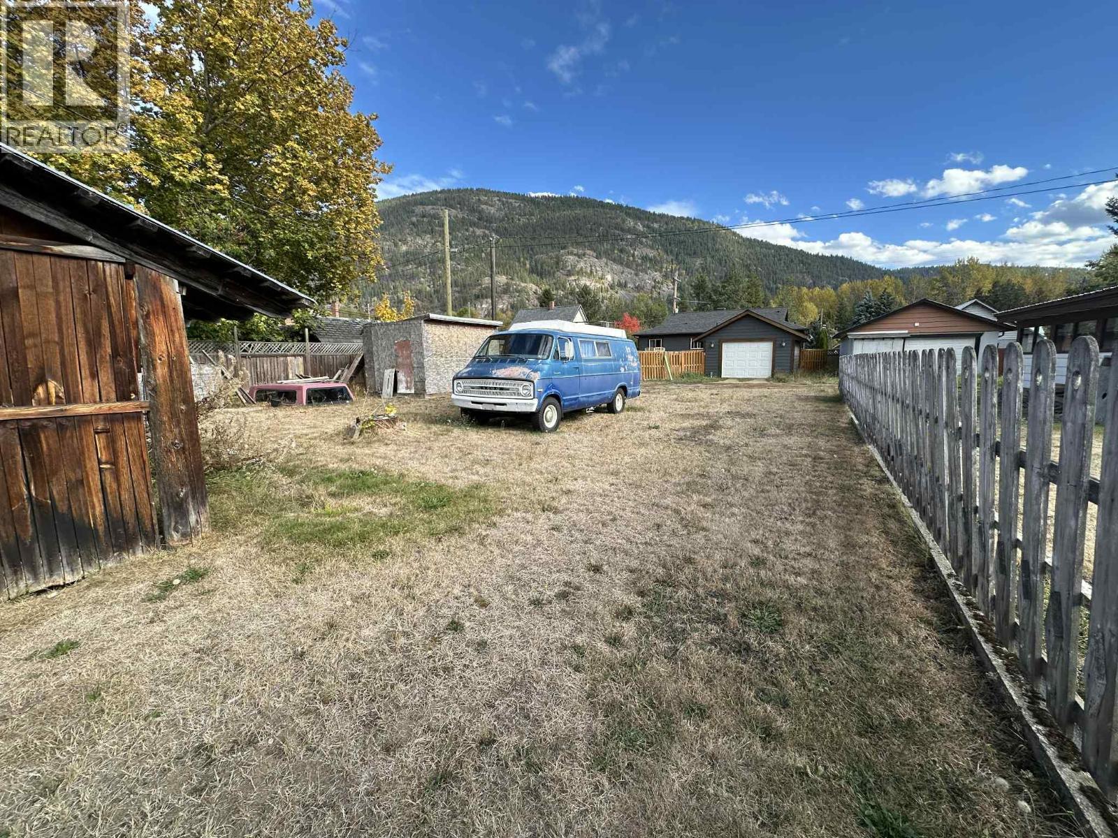 515 Sayward Avenue, Salmo, British Columbia  V0G 1Z0 - Photo 18 - 10365569