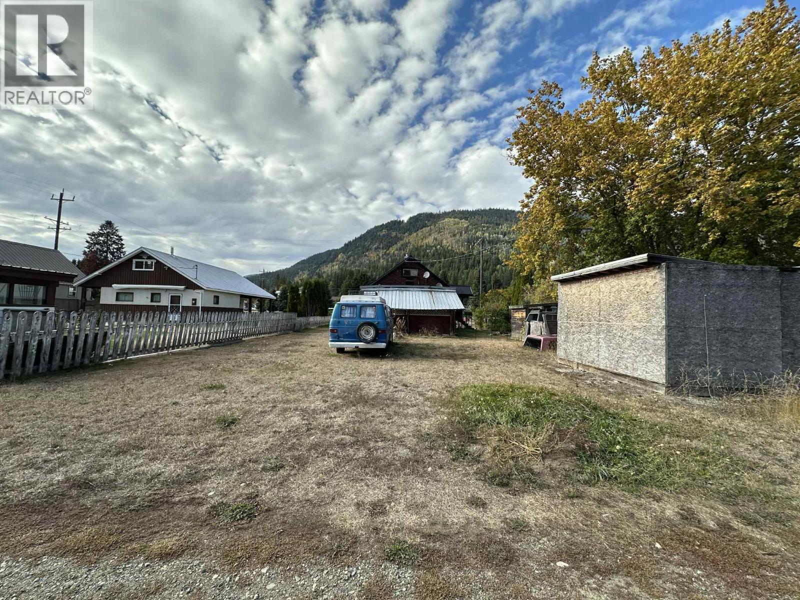 515 Sayward Avenue, Salmo, British Columbia  V0G 1Z0 - Photo 20 - 10365569
