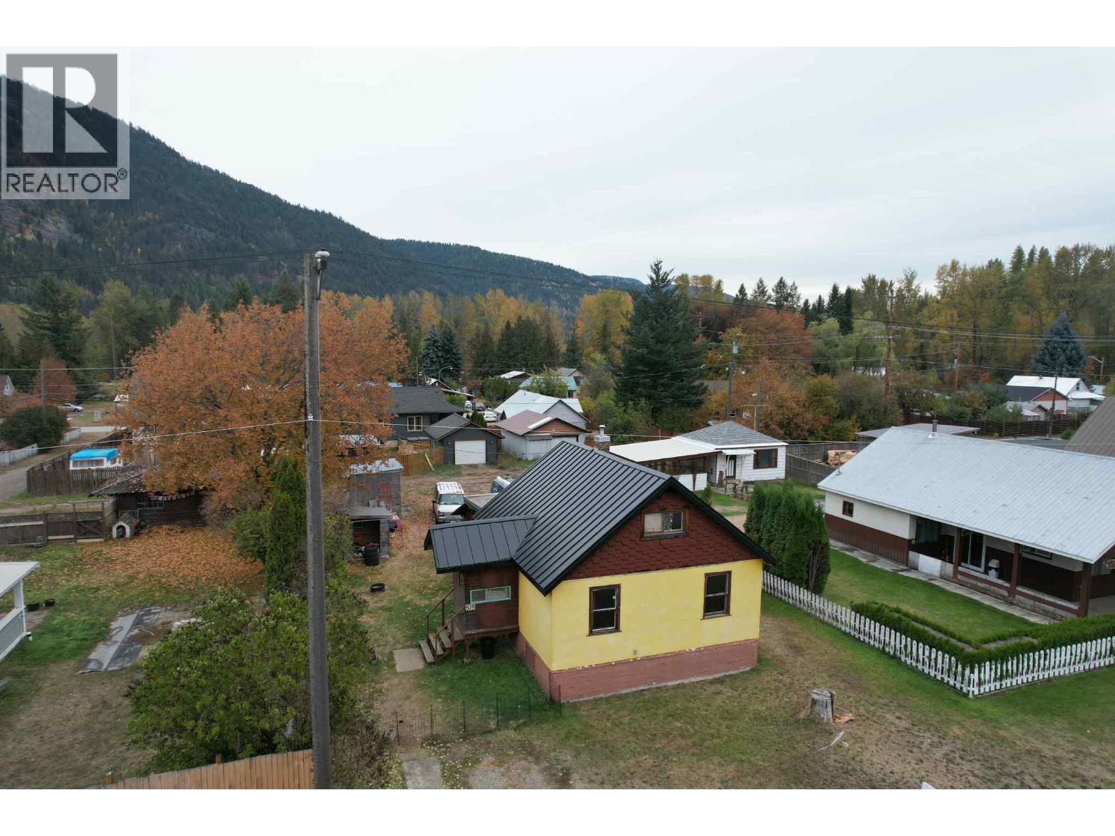 515 Sayward Avenue, Salmo, British Columbia  V0G 1Z0 - Photo 26 - 10365569