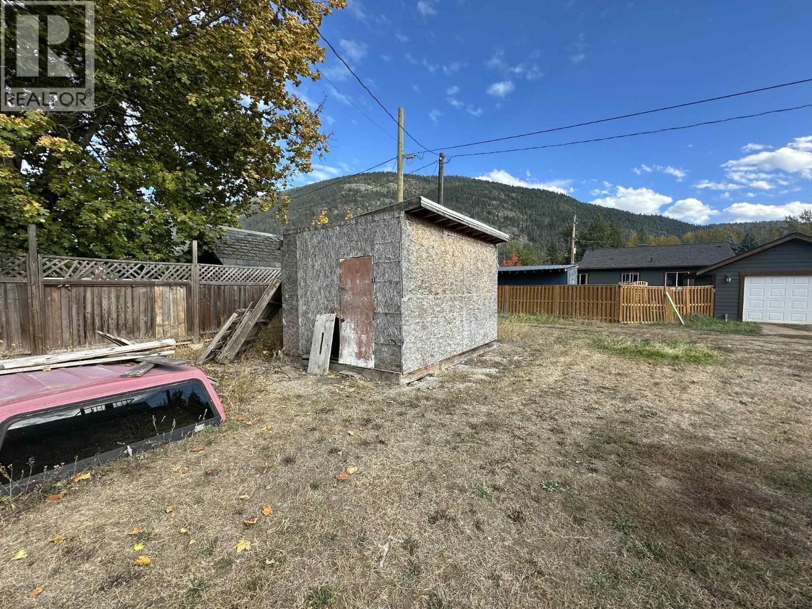 515 Sayward Avenue, Salmo, British Columbia  V0G 1Z0 - Photo 15 - 10365569