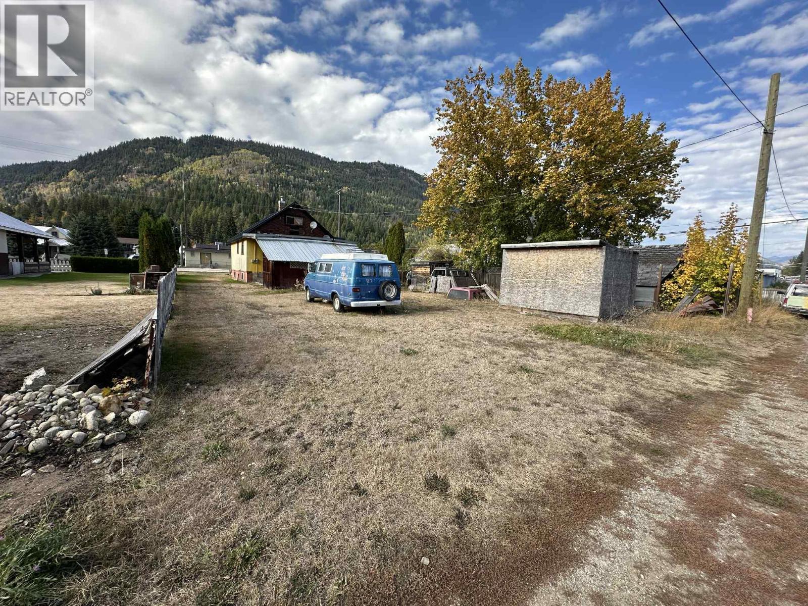 515 Sayward Avenue, Salmo, British Columbia  V0G 1Z0 - Photo 21 - 10365569