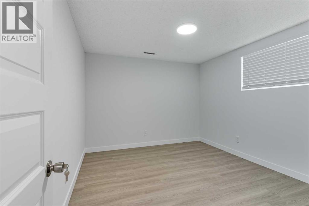 2009 Cottonwood Crescent Se, Calgary, Alberta  T2B 1P9 - Photo 31 - A2262374