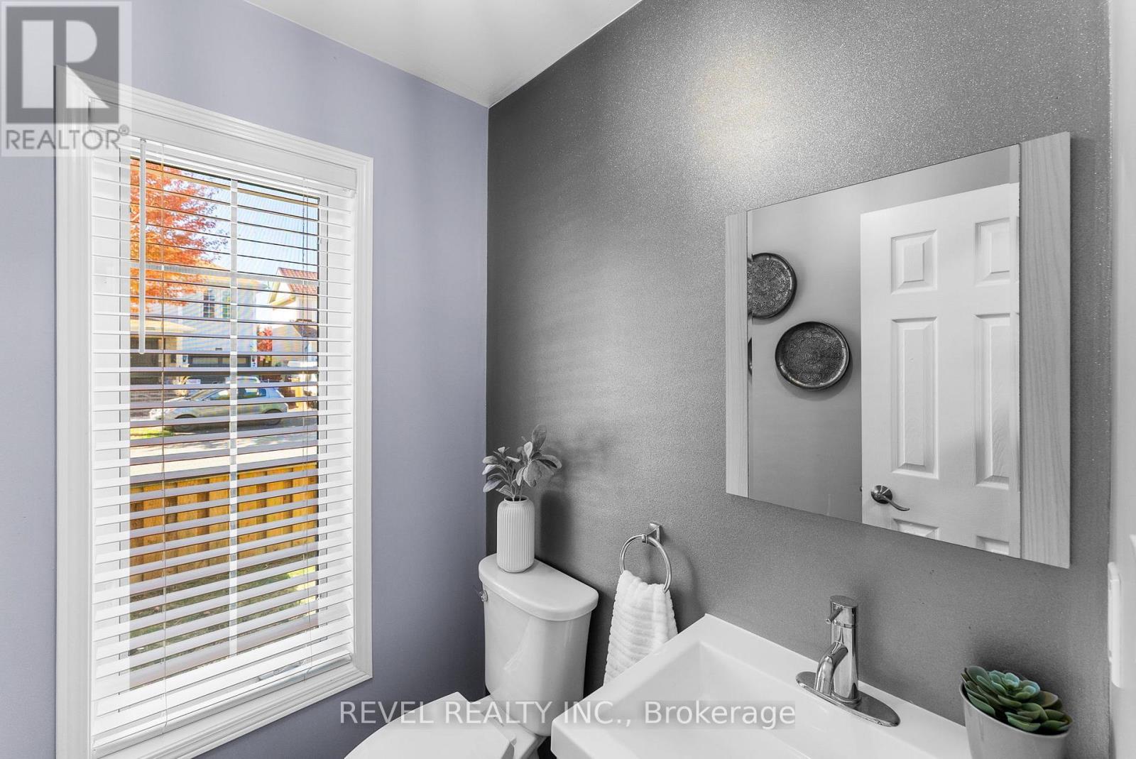 17 Hirons Drive, Ajax, Ontario  L1S 7N4 - Photo 19 - E12472055