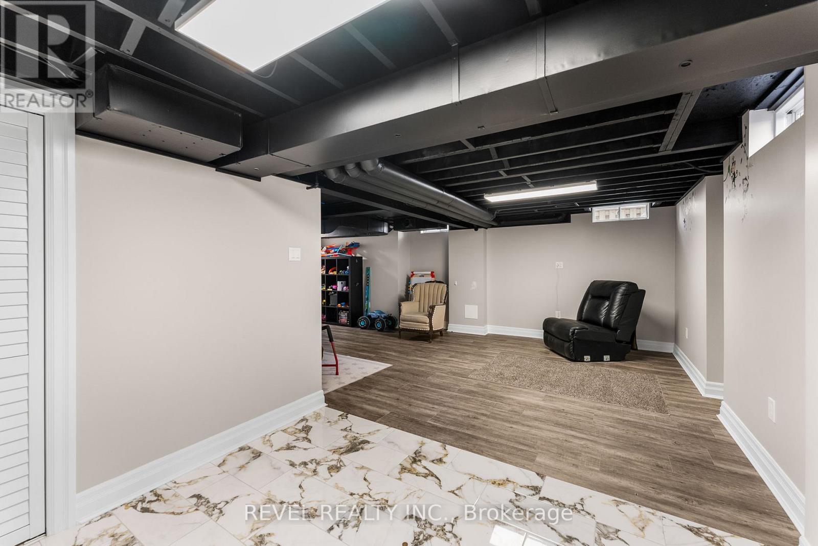 17 Hirons Drive, Ajax, Ontario  L1S 7N4 - Photo 33 - E12472055