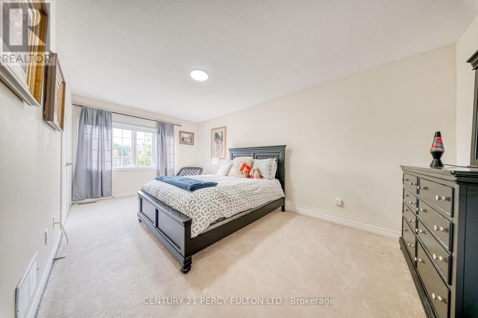 165 Elizabeth Street, Ajax, Ontario  L1T 3Y4 - Photo 18 - E12472067